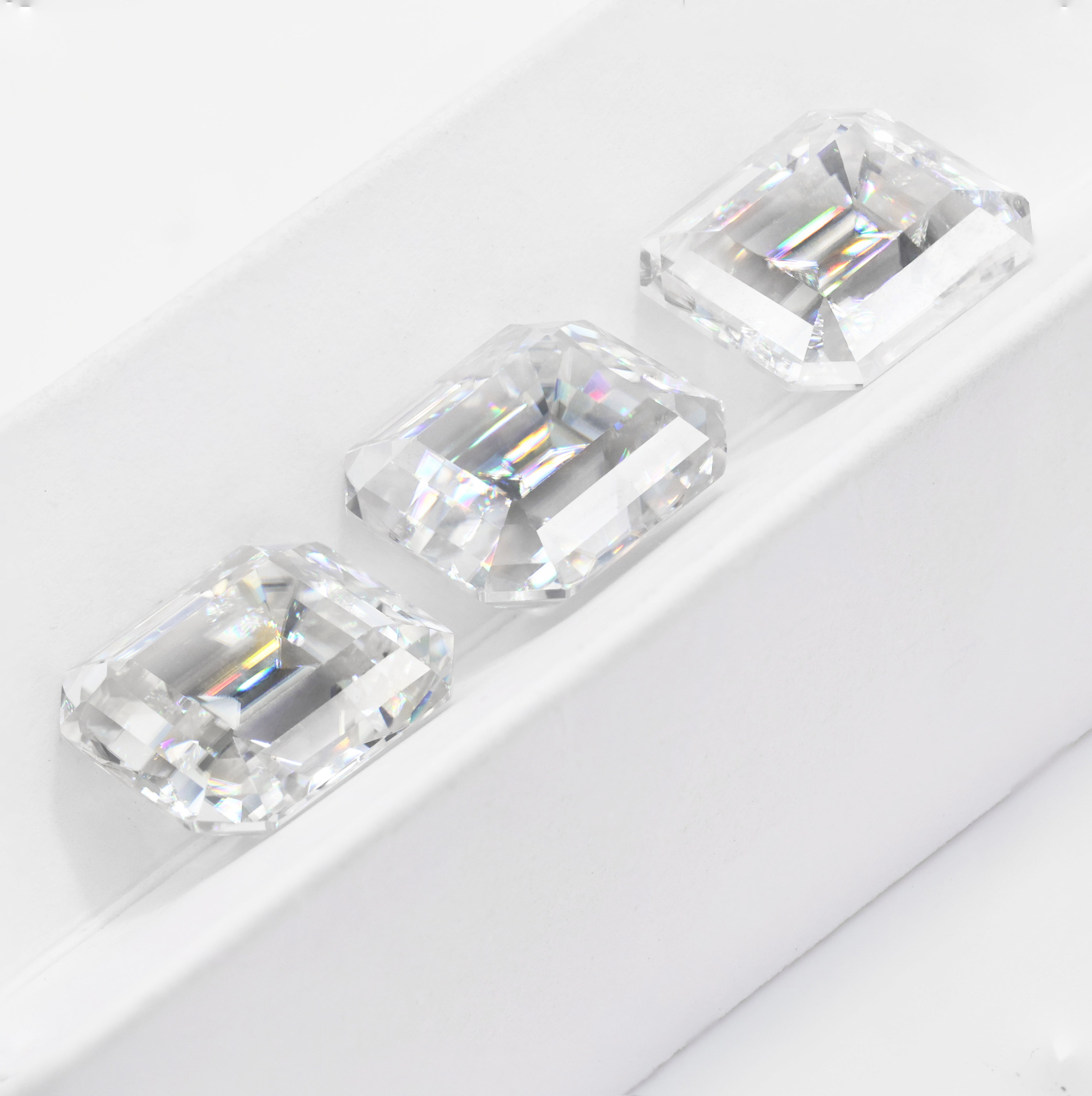 Emerald  Perfect Polished Emerald  Cut Moissanite Diamond