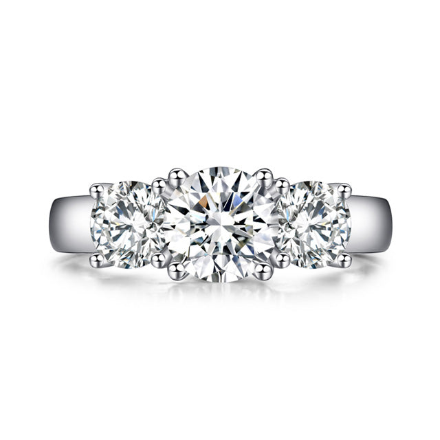 Three Stone Round Cut Classic Moissanite Diamond Engagement Ring